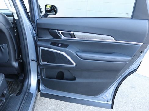 Used 2022 Kia Telluride EX image 24