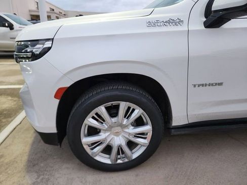 Used 2021 Chevrolet Tahoe High Country w/ Premium Package image 7