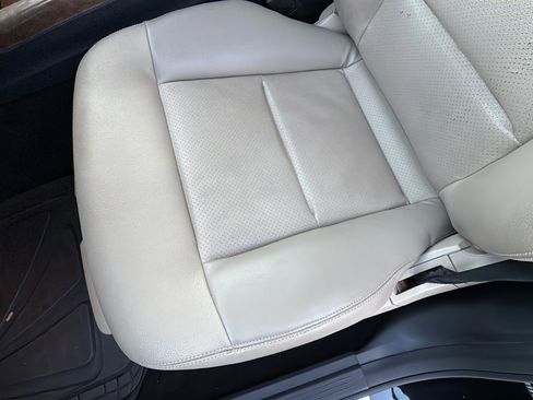 Used 2013 Mercedes-Benz E 350 E 350 Sedan 4D image 16