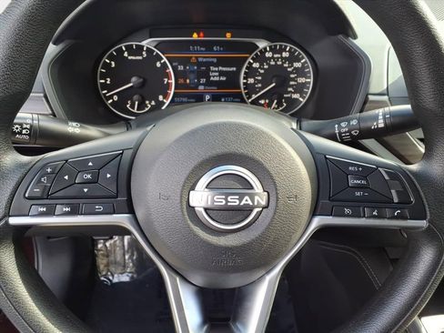 Used 2023 Nissan Altima 2.5 SV image 21