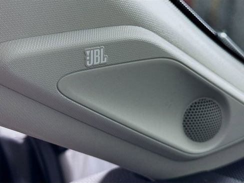 Used 2023 Toyota RAV4 Limited image 19