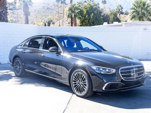 New 2026 Mercedes-Benz S 580 4MATIC Sedan image 2