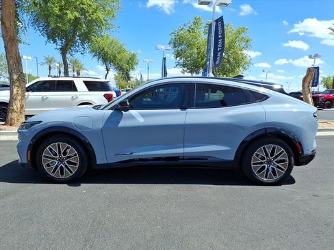 Certified 2024 Ford Mustang Mach-E Premium image 7