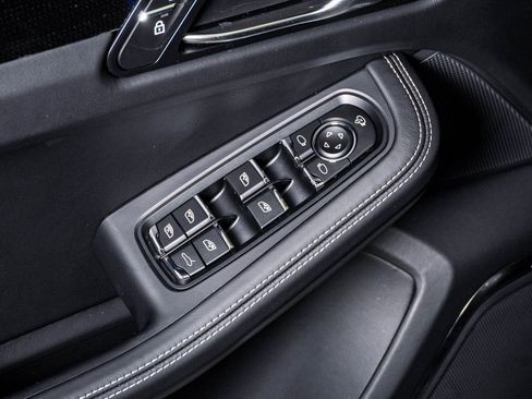 New 2026 Porsche Macan GTS image 26