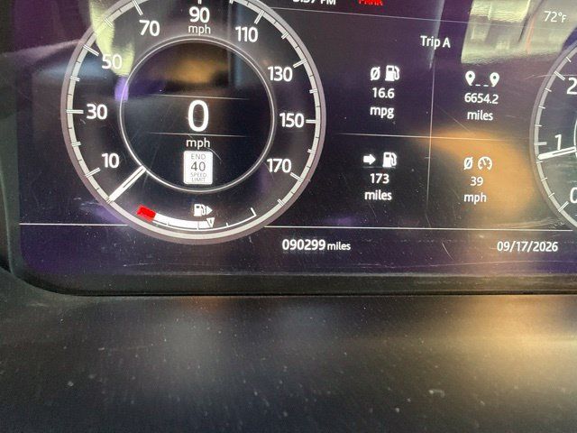 Used 2020 Land Rover Discovery Sport SE R-Dynamic AWD/4WD image 12
