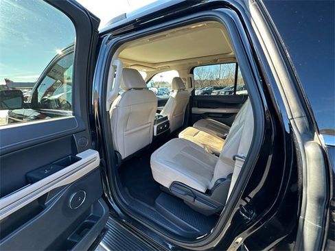 Used 2023 Ford Expedition Max Limited image 19