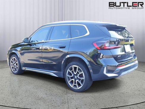 Used 2023 BMW X1 xDrive28i w/ Premium Package AWD/4WD image 4