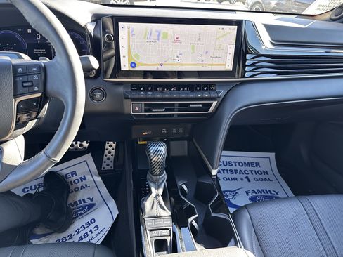 Used 2025 Toyota Camry XSE image 10