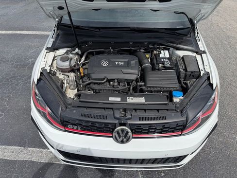 Used 2018 Volkswagen GTI Autobahn image 11
