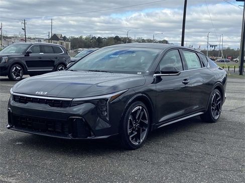 New 2026 Kia K4 GT-Line image 5