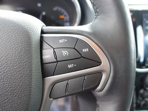 Used 2019 Jeep Grand Cherokee Limited w/ Trailer Tow Group IV image 15