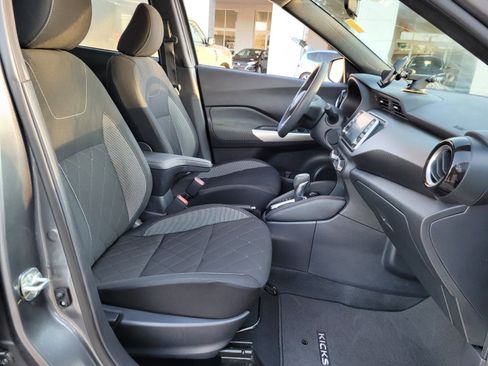 Certified 2020 Nissan Kicks SV image 19