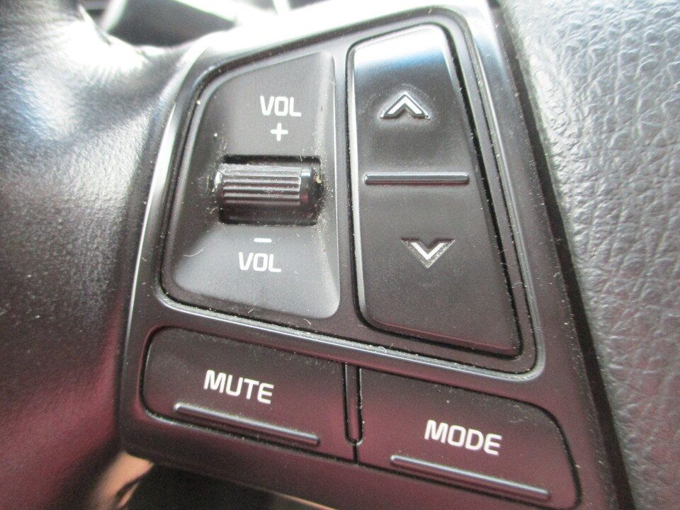 Used 2014 Kia Sorento SX w/ 3rd Row Package AWD/4WD image 40