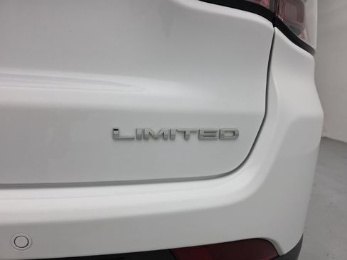 Used 2022 Jeep Compass Limited AWD/4WD image 54