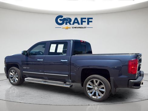 Used 2018 Chevrolet Silverado 1500 LTZ Z71 w/ Centennial Edition AWD/4WD image 4