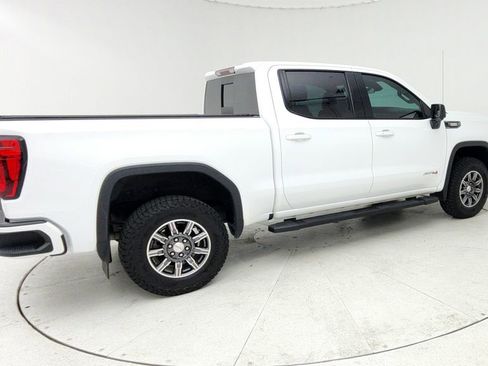 Used 2024 GMC Sierra 1500 AT4 w/ AT4 Preferred Package image 8
