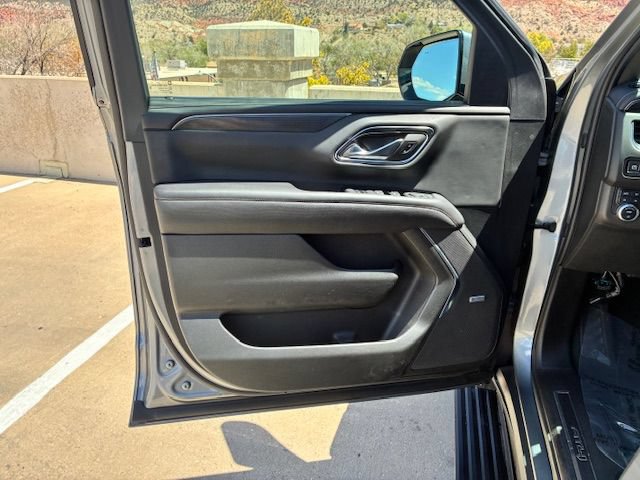 Used 2022 GMC Yukon AT4 w/ AT4 Premium Plus Package AWD/4WD image 10