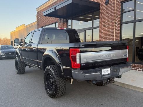 Used 2019 Ford F250 King Ranch w/ King Ranch Ultimate Package image 4