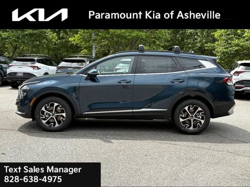 Certified 2025 Kia Sportage EX w/ EX Premium Package AWD/4WD image 3