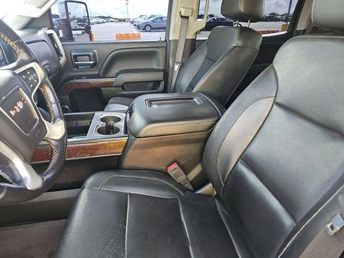 Used 2019 GMC Sierra 3500 SLT w/ Duramax Plus Package image 8