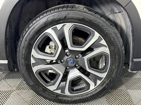 Used 2024 Subaru Ascent Limited w/ Technology Package image 31