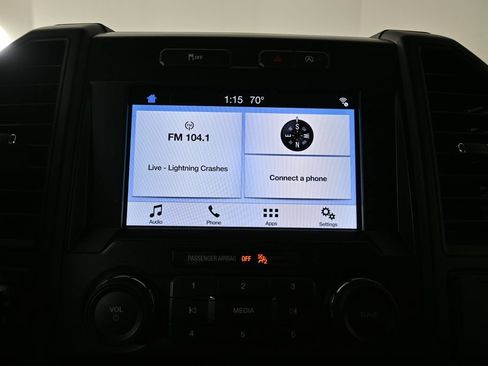 Used 2017 Ford F150 XL w/ Equipment Group 101A Mid AWD/4WD image 26