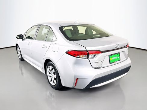 Used 2022 Toyota Corolla LE image 7