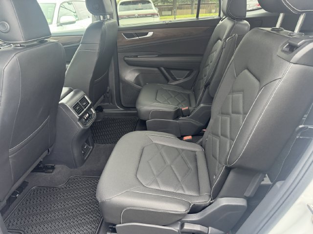Used 2026 Volkswagen Atlas SE AWD/4WD image 36