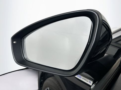 Used 2023 Volkswagen ID.4 Pro S Plus AWD/4WD image 16