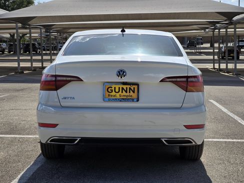 Used 2019 Volkswagen Jetta SEL Premium FWD image 6
