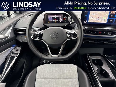 Used 2023 Volkswagen ID.4 2WD image 13