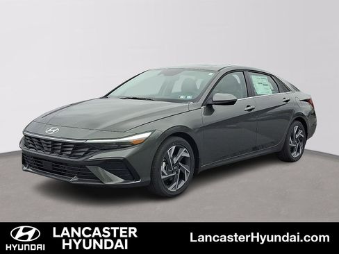 New 2026 Hyundai Elantra Limited image 1