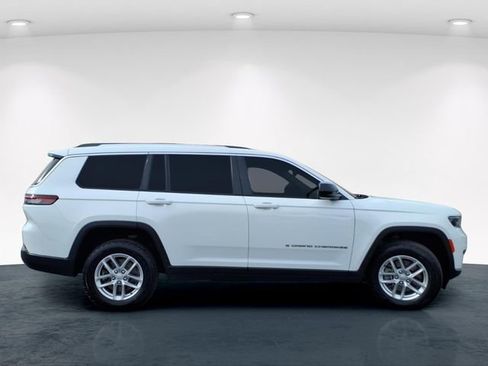 Used 2022 Jeep Grand Cherokee L Laredo w/ Luxury Tech Group I image 5