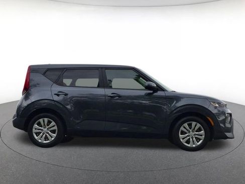 Used 2020 Kia Soul LX FWD image 4