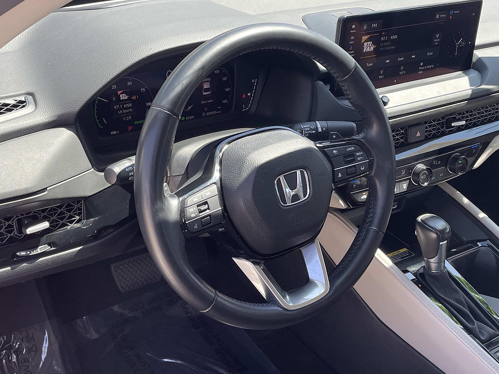 Certified 2023 Honda Accord Touring image 4