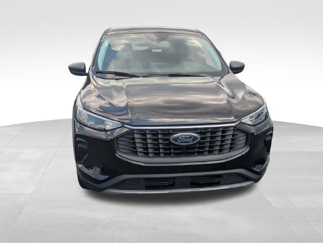 Used 2023 Ford Escape Active AWD/4WD image 2