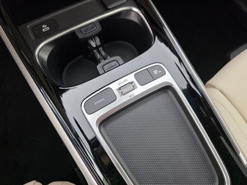 New 2026 Mercedes-Benz GLB 250 image 15