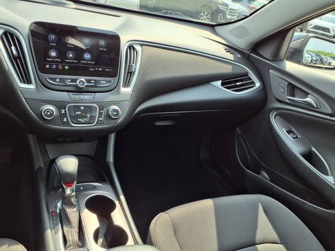Used 2022 Chevrolet Malibu RS w/ LPO, Convenience Package 1 FWD image 4