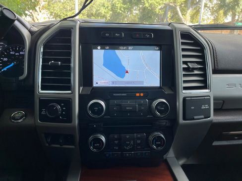 Used 2017 Ford F250 King Ranch w/ FX4 Off-Road Package image 26