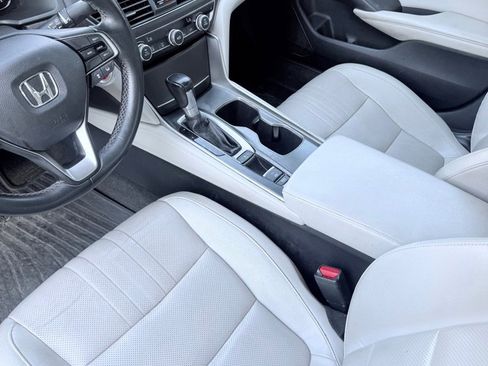 Used 2018 Honda Accord EX-L image 5