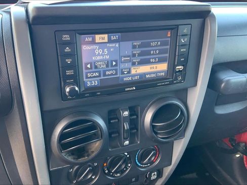 Used 2008 Jeep Wrangler Unlimited Rubicon w/ PWR Convenience Group AWD/4WD image 33