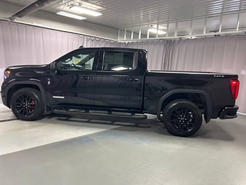 Used 2024 GMC Sierra 1500 Elevation w/ Preferred Package AWD/4WD image 4
