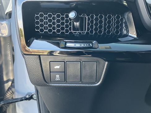 Used 2025 Honda CR-V EX-L image 19