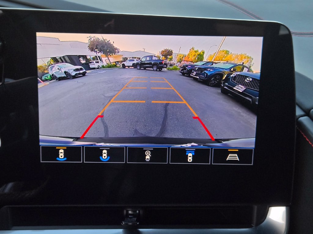 Used 2021 Chevrolet Corvette Stingray Premium Cpe w/ Z51 Performance Package RWD image 33