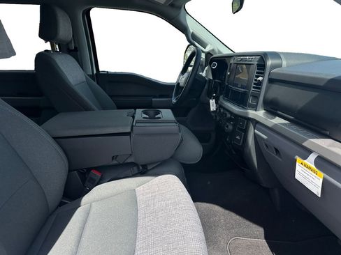 Used 2024 Ford F250 XLT w/ Snow Plow Prep Package image 17