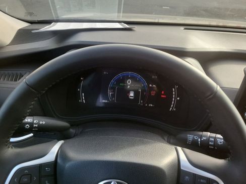 Certified 2025 Toyota Grand Highlander AWD image 17