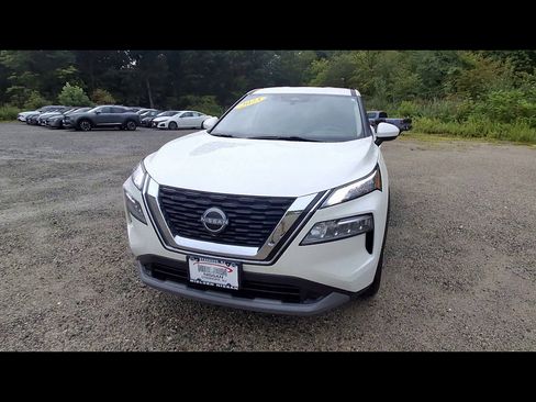 Certified 2023 Nissan Rogue SV AWD/4WD image 3