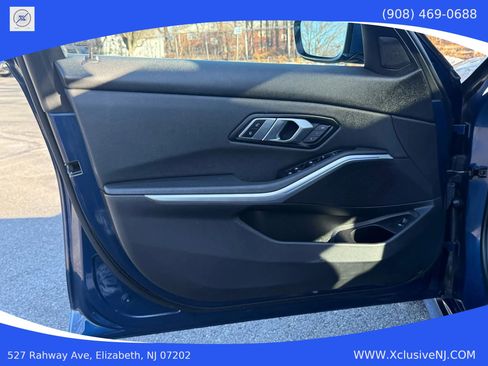 Used 2021 BMW 330i xDrive Sedan w/ Convenience Package image 7