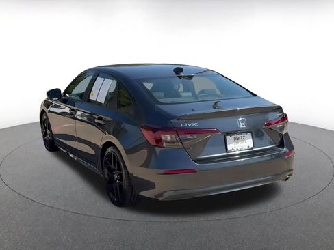 Used 2025 Honda Civic Sport image 11