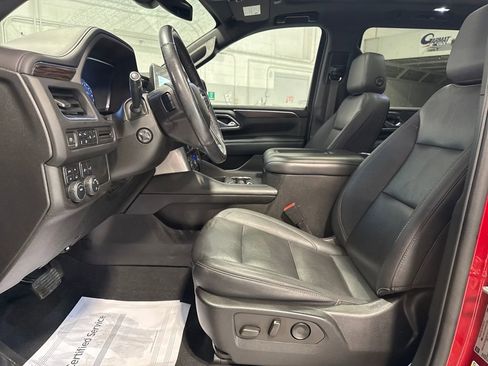 Used 2022 Chevrolet Suburban LT w/ Luxury Package AWD/4WD image 29